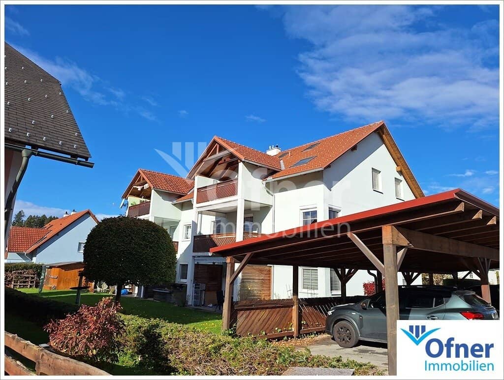 Sonnige 3 Zimmer Wohnung mit Loggia und schöner Aussicht