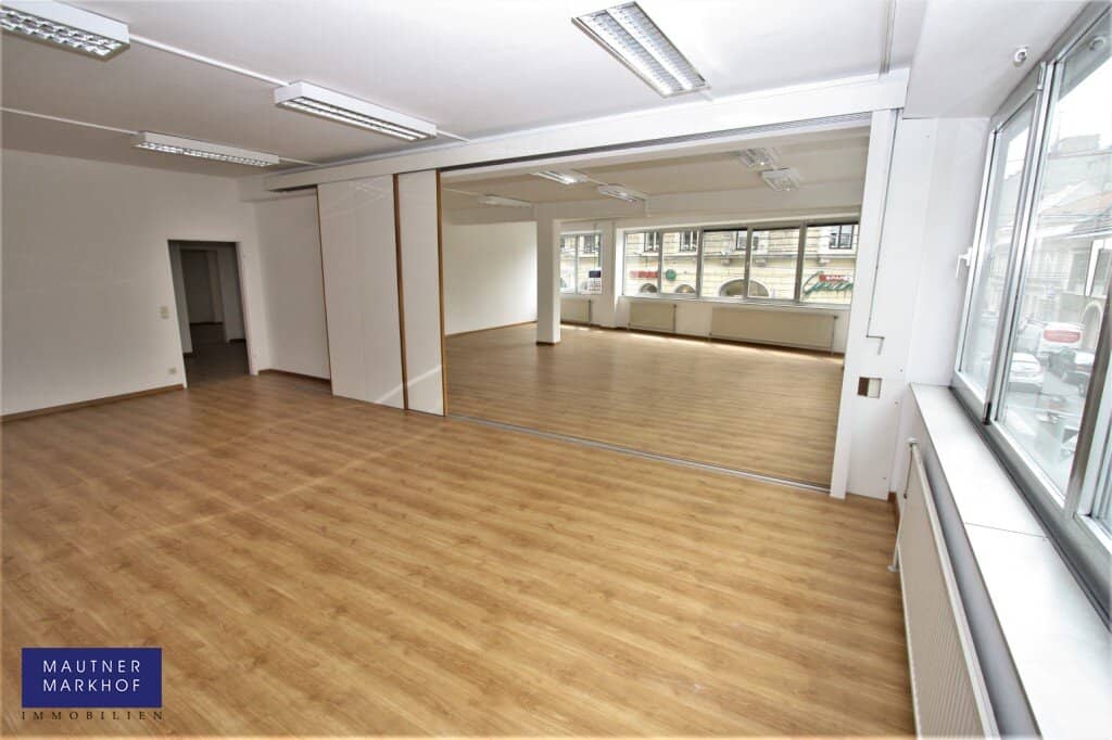 Rathausnähe U2 - Bright, attractive new-build office with generous spaces","de":"Rathausnähe U2 - Helles, attraktives Neubaubüro mit großzügigen Flächen