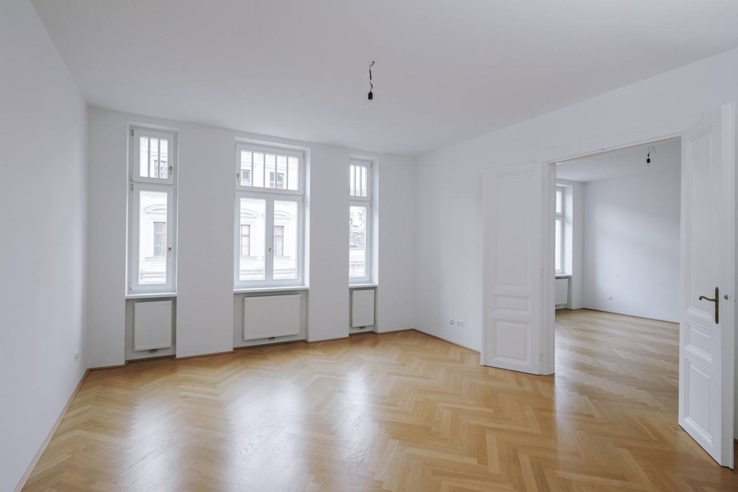 Sehr gepflegte 2 Zimmer Altbauwohnung in sehr guter zenraler Lage von Döbling!