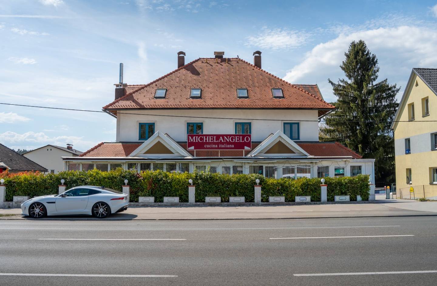 *** Entwicklungspotential *** Wohn- und Geschäftshaus mit Erweiterungsoption