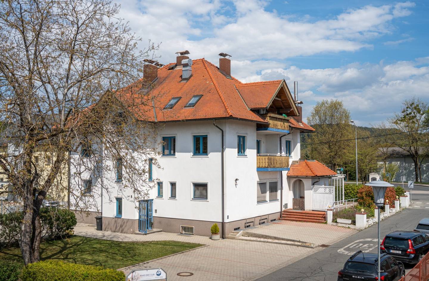 *** Entwicklungspotential *** Wohn- und Geschäftshaus mit Erweiterungsoption