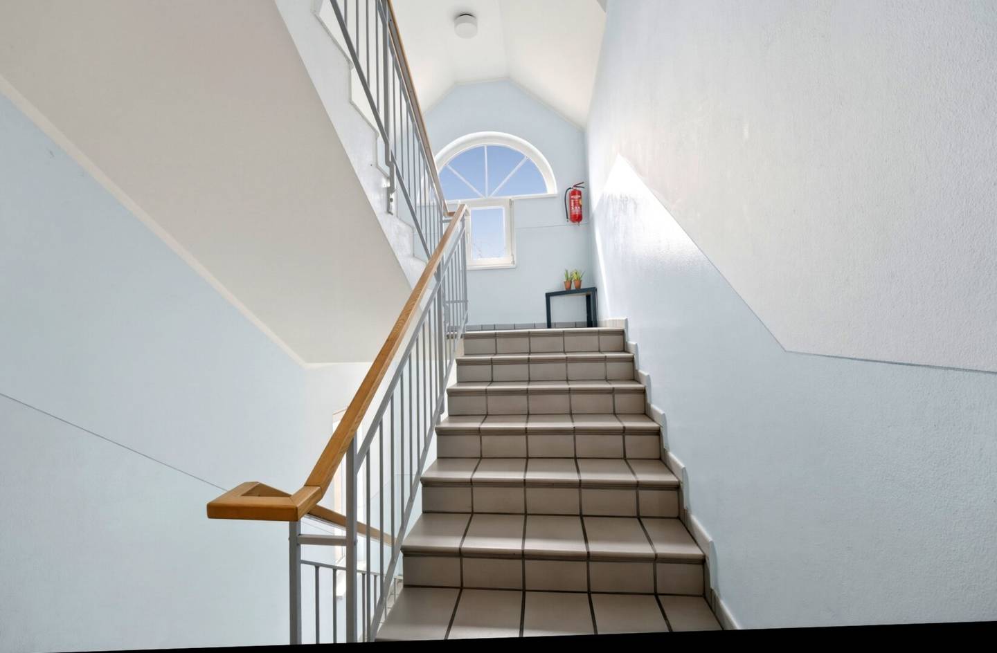 *** Entwicklungspotential *** Wohn- und Geschäftshaus mit Erweiterungsoption