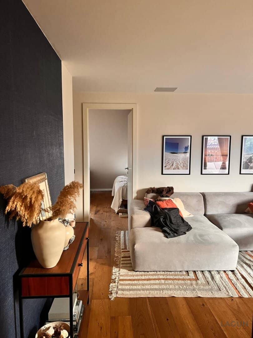 Penthouse top floor with 60 m² terrace and 6 m² balcony, Whirlpool, Sauna and Lift directly into the apartment commission free