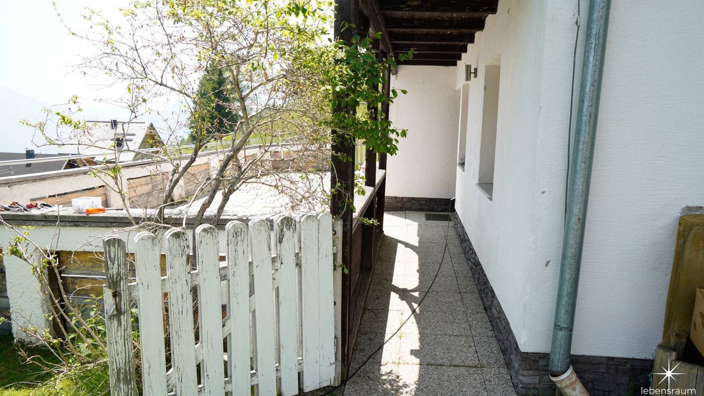 Idyllisches Berghaus in Kärnten: 10 Zimmer, Garten, Balkon & Kamin – Ihr Rückzugsort.