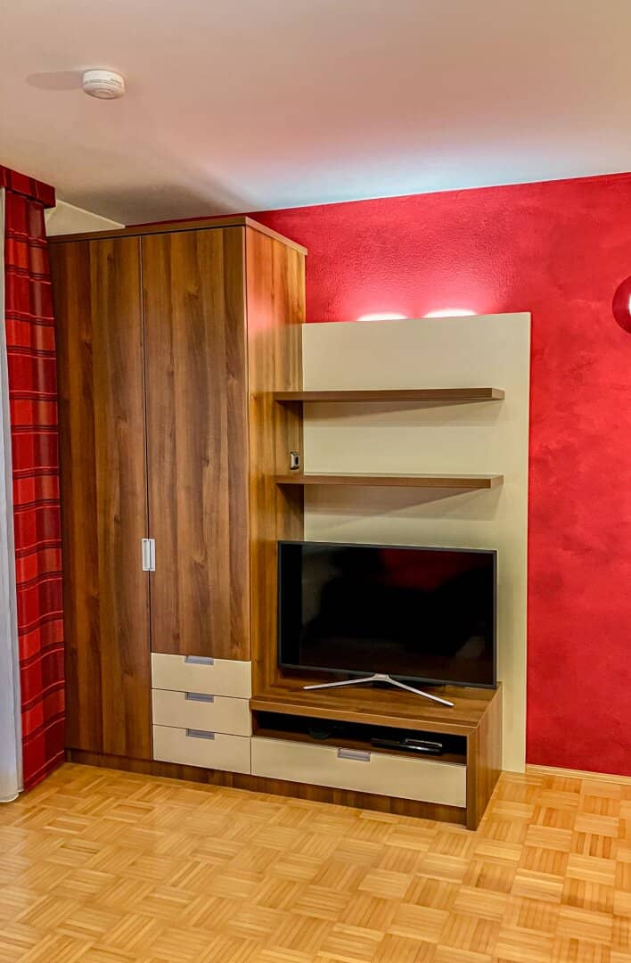 Top gepflegte Garconniere in Waidmannsdorf mit TG-Stellplatz & komplett möbliert – ideal für Anleger !!