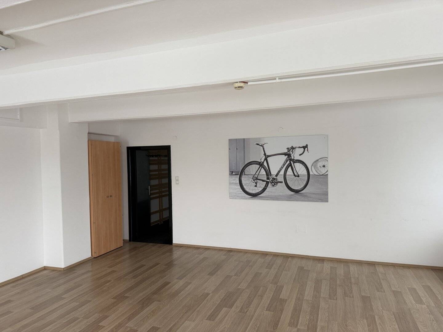 StartUp -Young entrepreneurs - Office spaces in a former factory building
