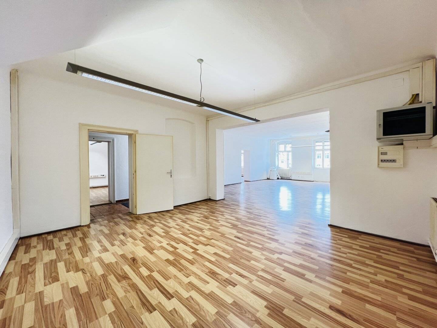 Your new location for success and presence: top location at Hauptplatz in St. Pölten