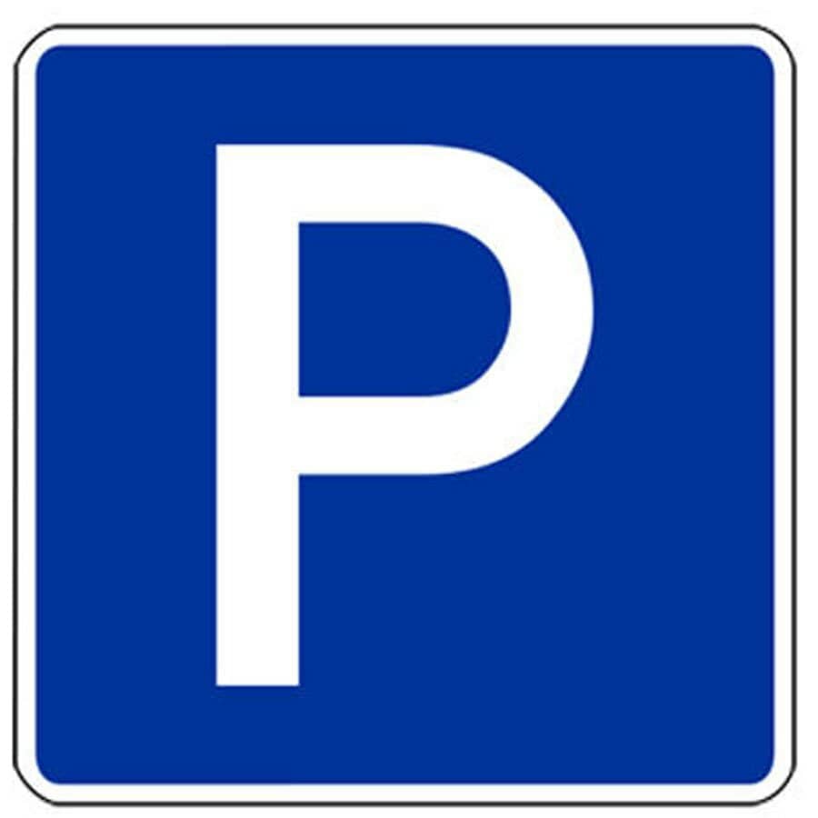 Parking near the city center: your space awaits