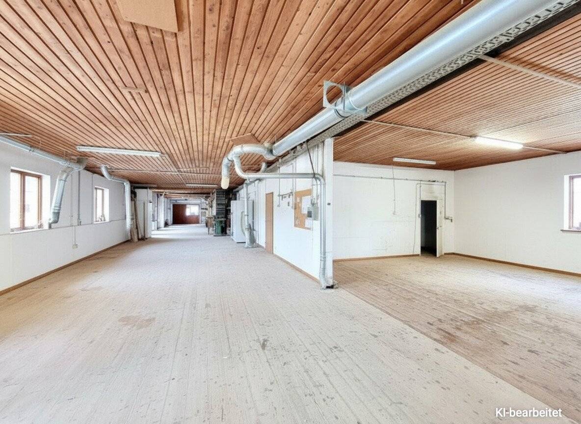 Versatile industrial hall with a paint booth ideal for storage, workshop or production