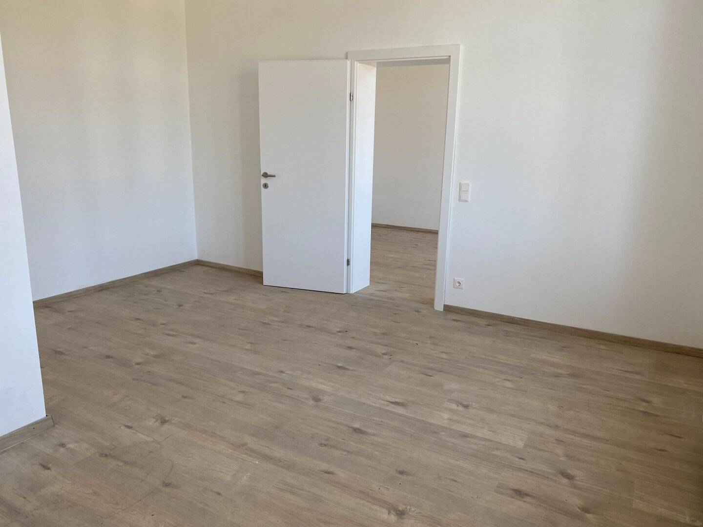 2 room apartment near city center