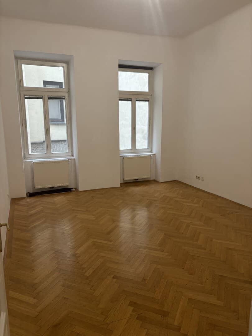 Sehr ruhiges  Altbauarpartment ca. 43m² in Toplage 1090 Wien !