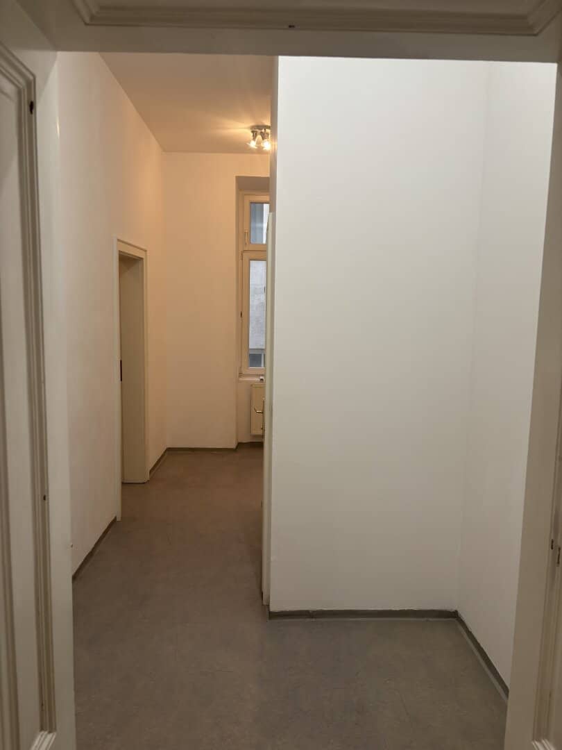 Sehr ruhiges  Altbauarpartment ca. 43m² in Toplage 1090 Wien !