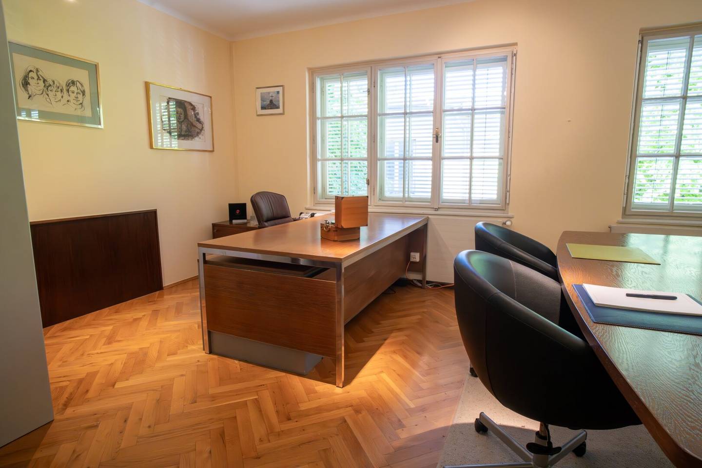 Beautiful office spaces with many uses
