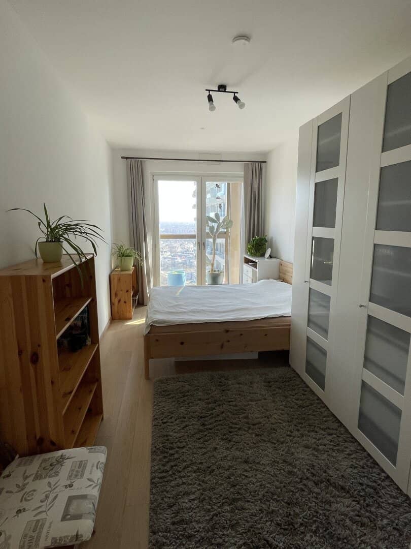 Helio Tower - 3 Zimmer - 31.Etage - Balkon mit sensationellem Blick über Wien!