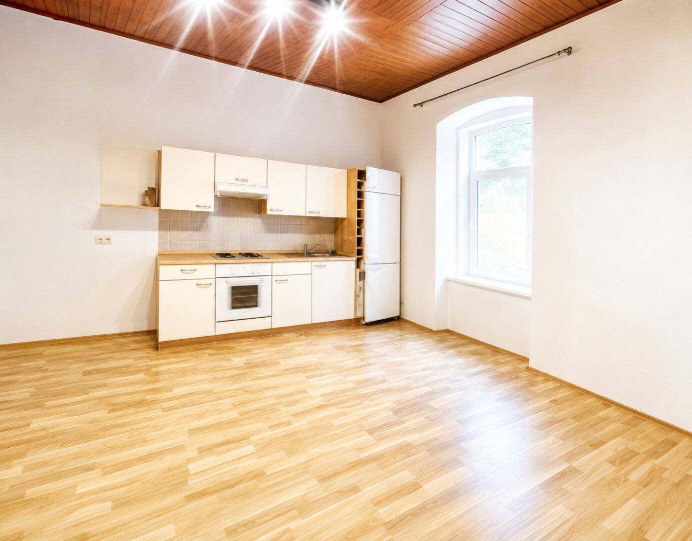 Great opportunity investment apartment for sale