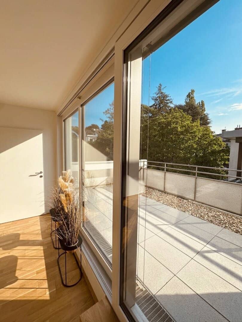 Provisionsfrei - Exklusives Penthouse mit Terrasse am Fuße des Küniglbergs.