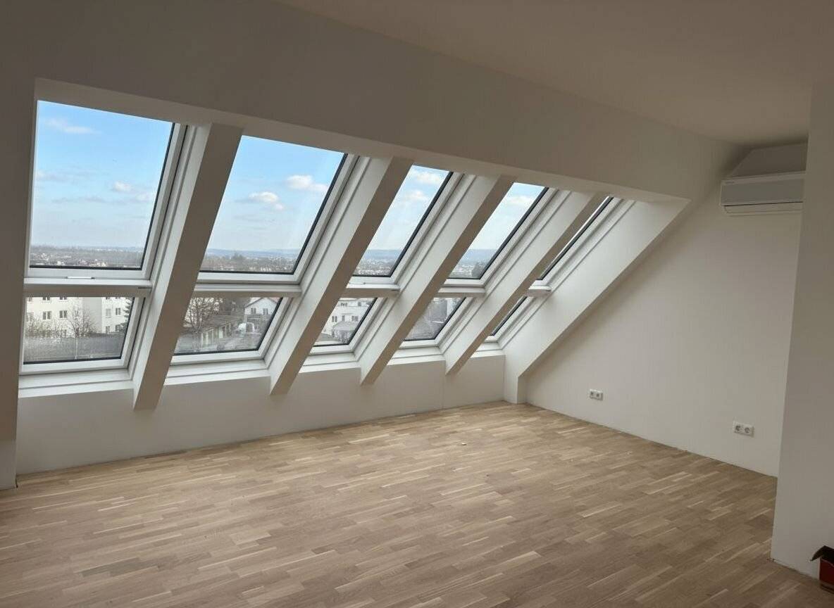 Provisionsfrei - Exklusives Penthouse mit Terrasse am Fuße des Küniglbergs.
