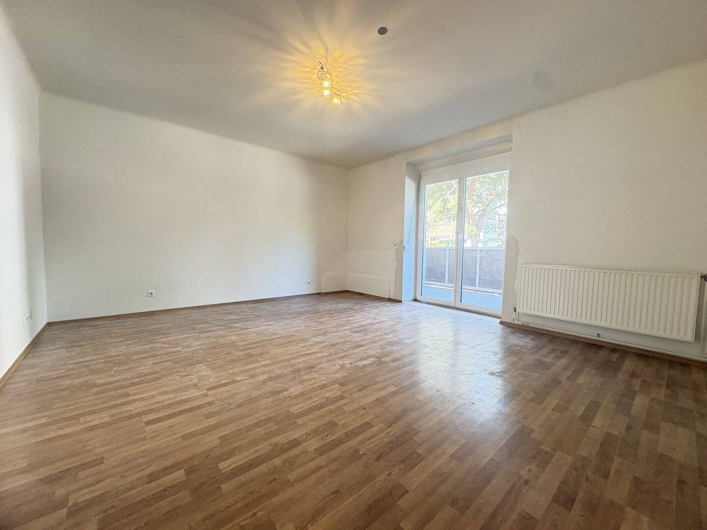 Living happiness on 60.14 square meters with loggia near the city centerhe?no