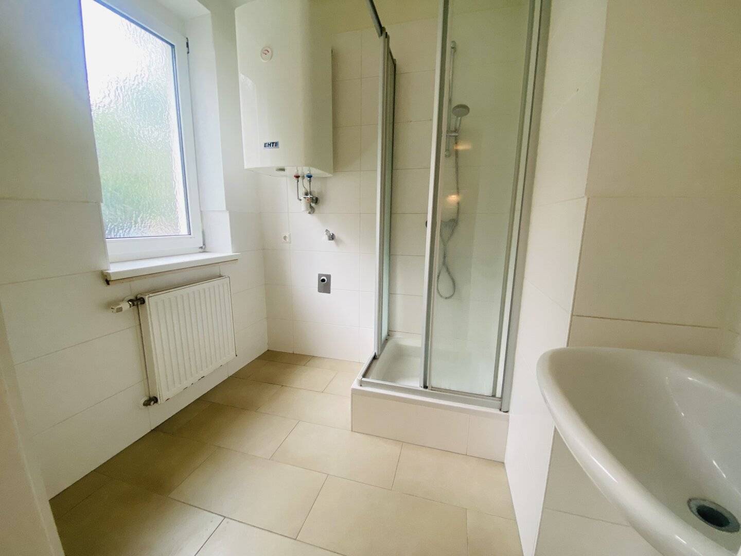Living happiness on 60.14 square meters with loggia near the city centerhe?no