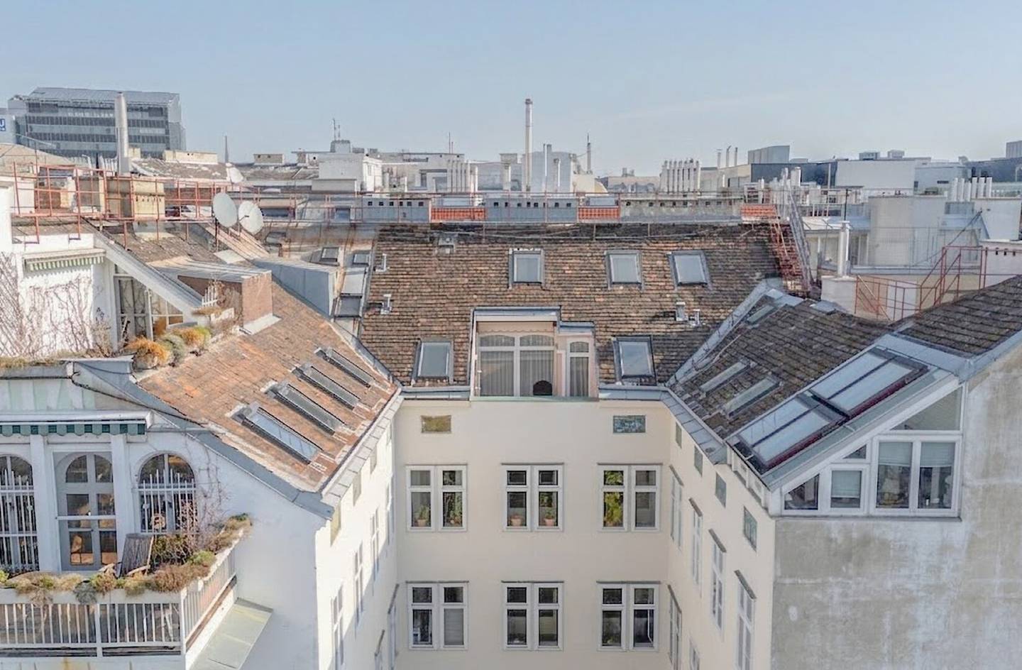 Your city oasis above the rooftops – Maisonette with outdoor feeling &amp; garage at Naschmarkt