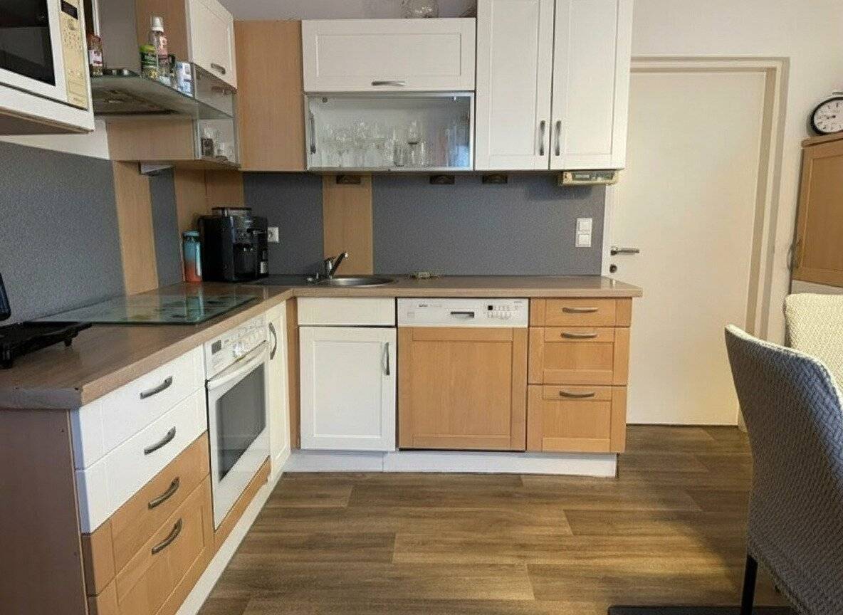 WG room (14.22 m²) on the ground floor available now in Munderfing? (Note: translation)