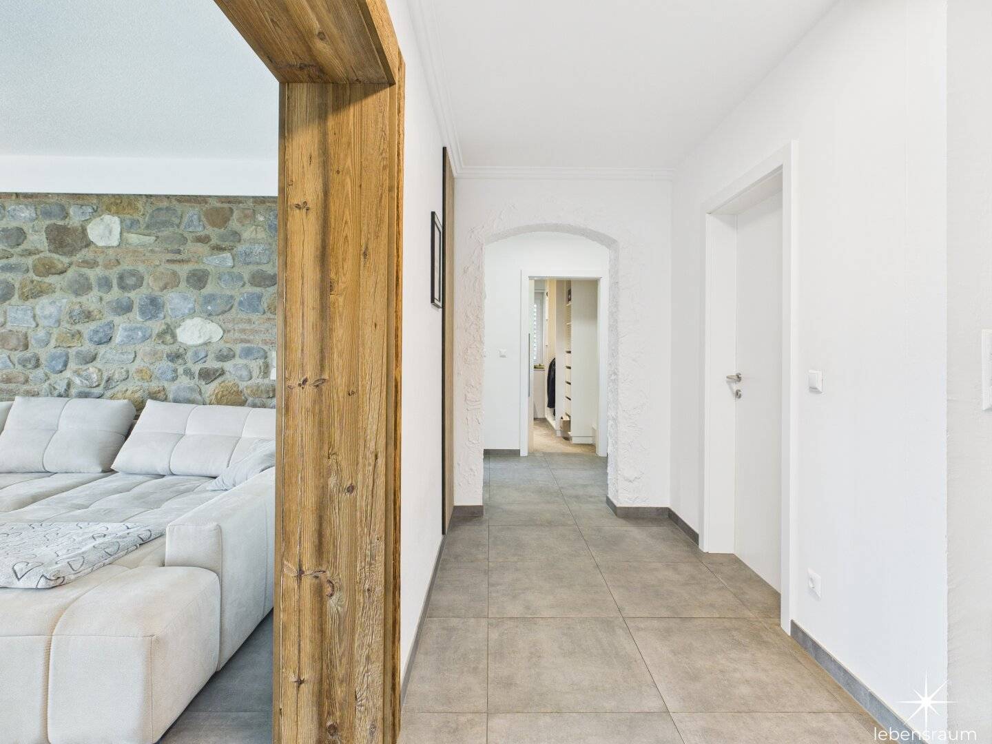 Dreamlike terrace apartment with lake view in Seeboden am Millstätter See. Like new. Modern.