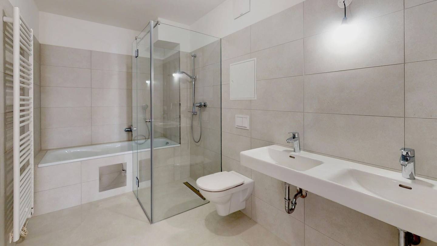 Provisionsfrei: 4 Zimmer mit Balkon im Grünen und doch in der Stadt - ERSTBEZUG.