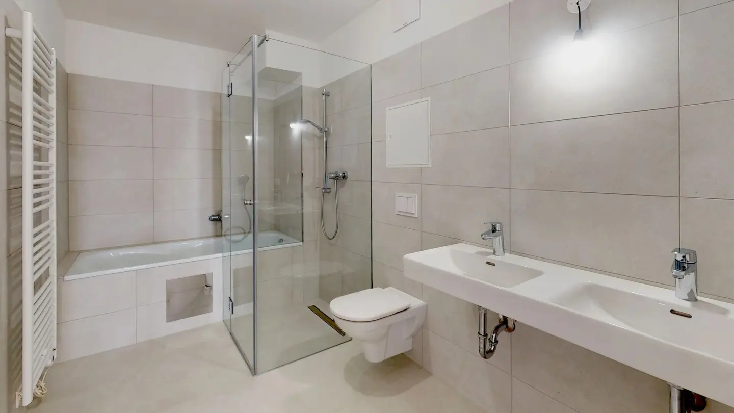 Provisionsfrei: 4 Zimmer mit Balkon im Grünen und doch in der Stadt - ERSTBEZUG.