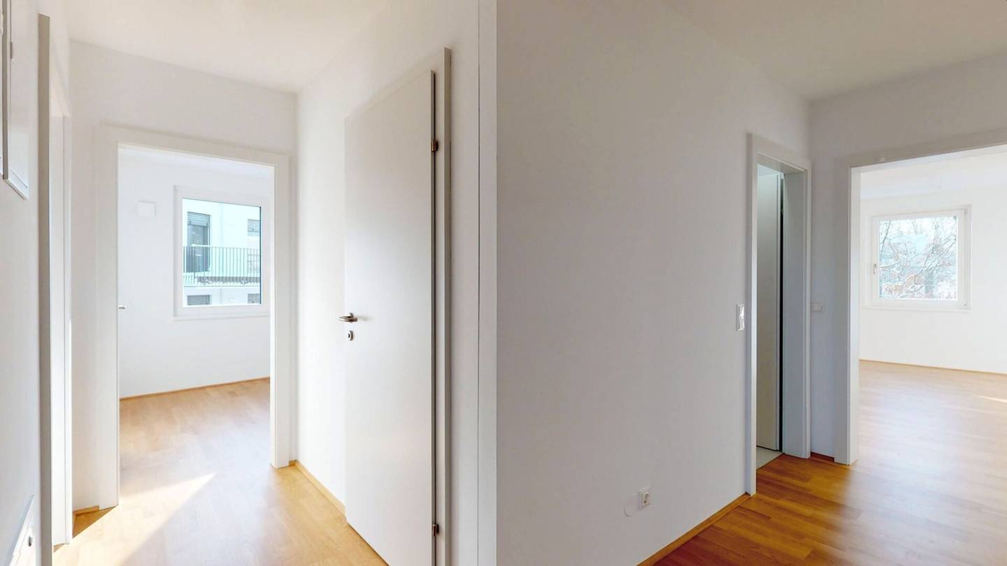 Provisionsfrei: 4 Zimmer mit Balkon im Grünen und doch in der Stadt - ERSTBEZUG.
