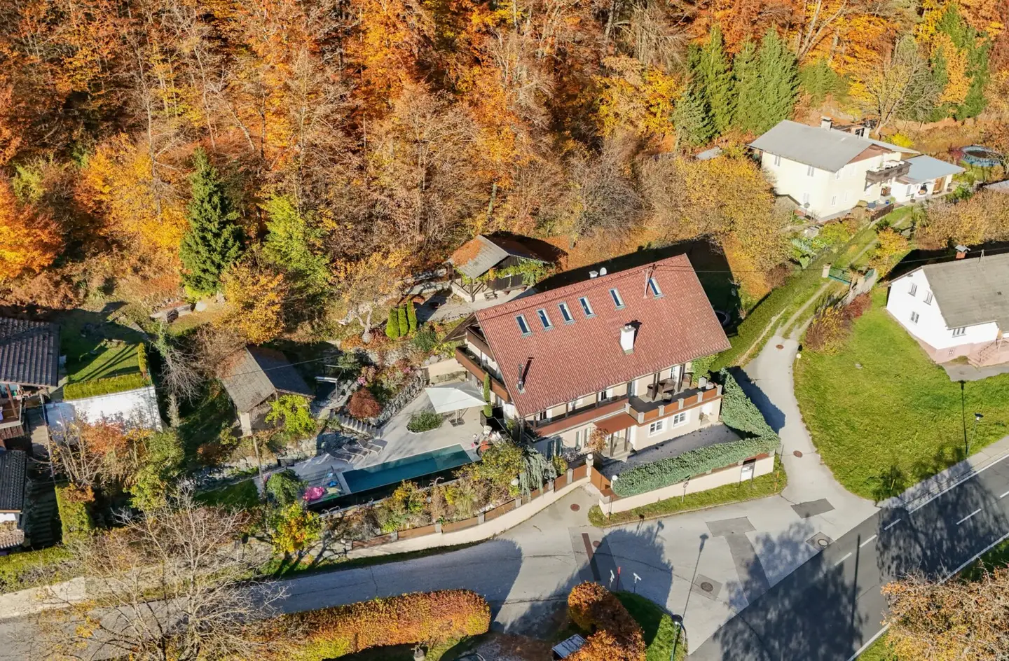 Wohntraum mit Swimming Pool & Sonnenterrasse in Velden am Wörther See