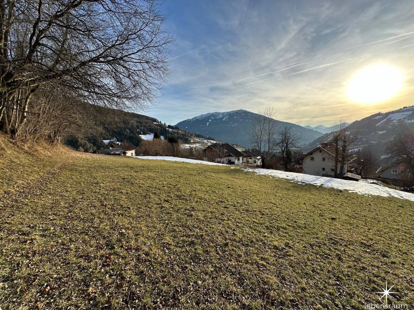 Vom Grundstück zum Eigenheim. Sonniges Baugrundstück in Kaning. Atemberaubender Ausblick.