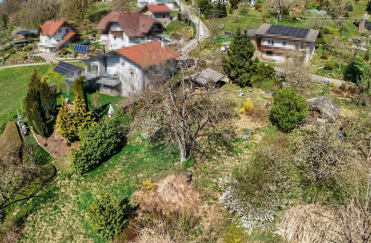 Abseits vom Trubel – Grundstück mit Grünblick in ländlicher Lage