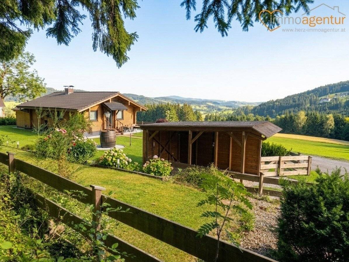 Fernblick, Quellwasser & Wohnqualität – 2025 vollständig generalsanierter Bungalow mit ca. 120 m² Nutzfläche inkl. separat zugänglichem beheiztem Vollkeller in Eidenberg nahe Linz