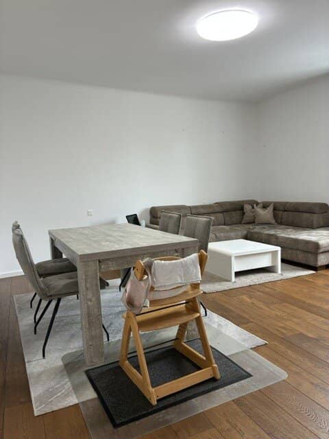Family apartment 2 bedrooms, kitchen, bathtub and shower