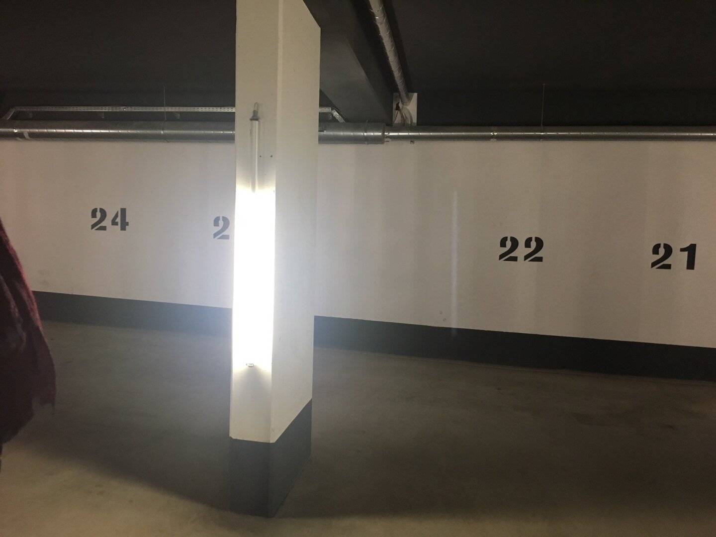 Garage parking spaces for a single parking space (also for larger cars) at Kaasgraben for rent