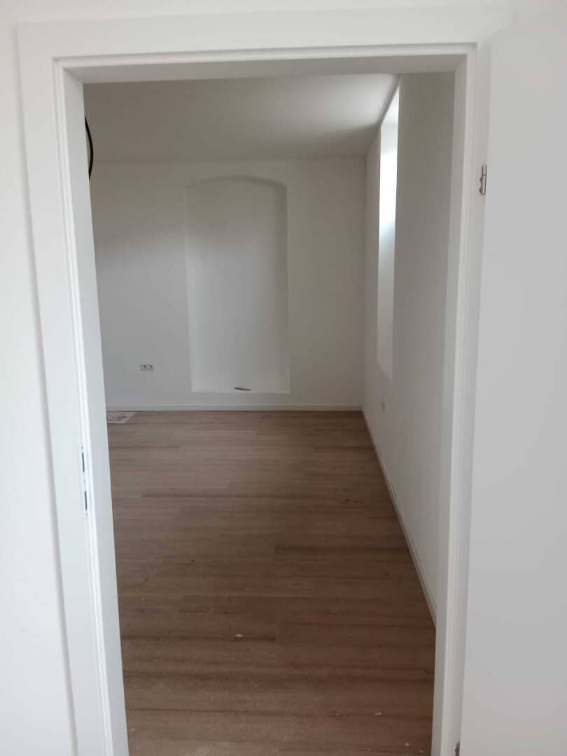 Seminarraum mit 2 Eingängen (auch als 2 separate Seminarräume 36 Personen nutzbar)