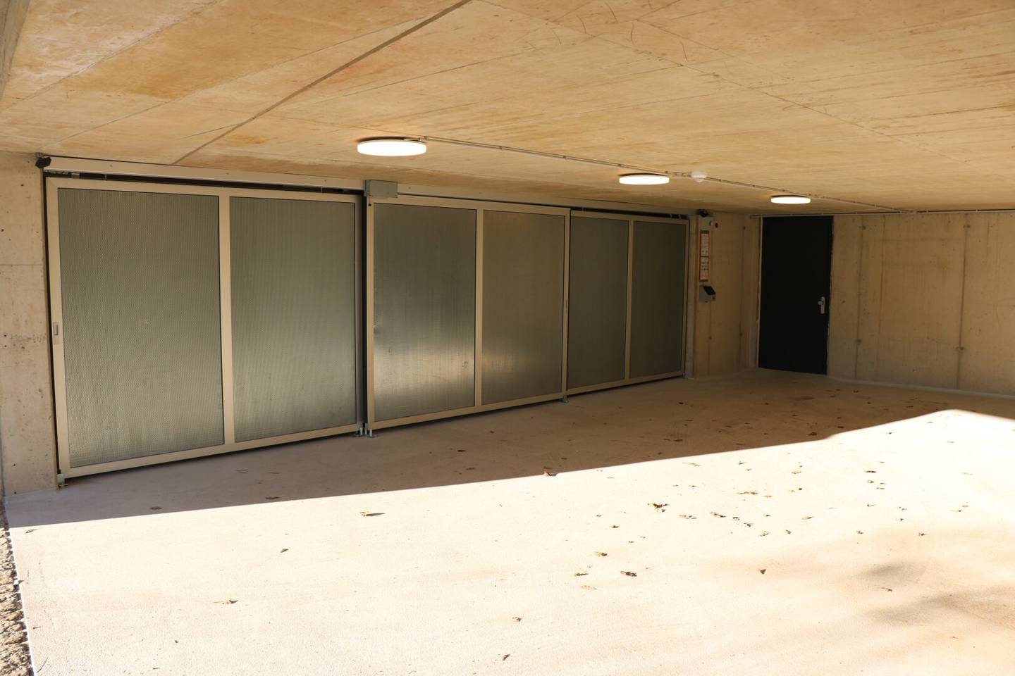 Underground garage parking space in Mühlau - Eckenried 9 - Lift system