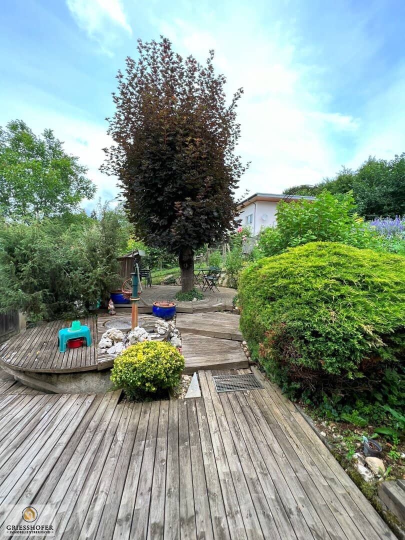 „Hier können Visionen wachsen !! Haus mit Praxis und riesigem Garten“ Provisionsfrei für den Käufer inkl. Photovoltaik und Solaranlage !