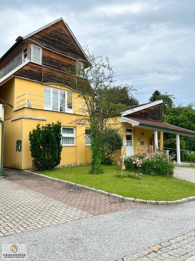 „Hier können Visionen wachsen !! Haus mit Praxis und riesigem Garten“ Provisionsfrei für den Käufer inkl. Photovoltaik und Solaranlage !