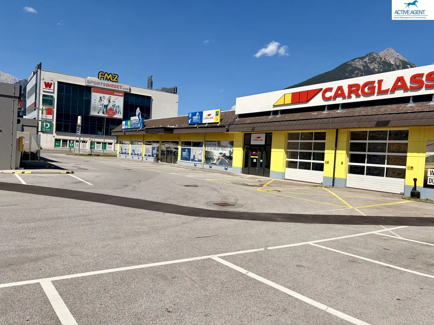 8.3% yield with top commercial property in FMZ Imst/Tirol for sale (superstructure) the original title should be preserved as provided in German but translated accordingly?,