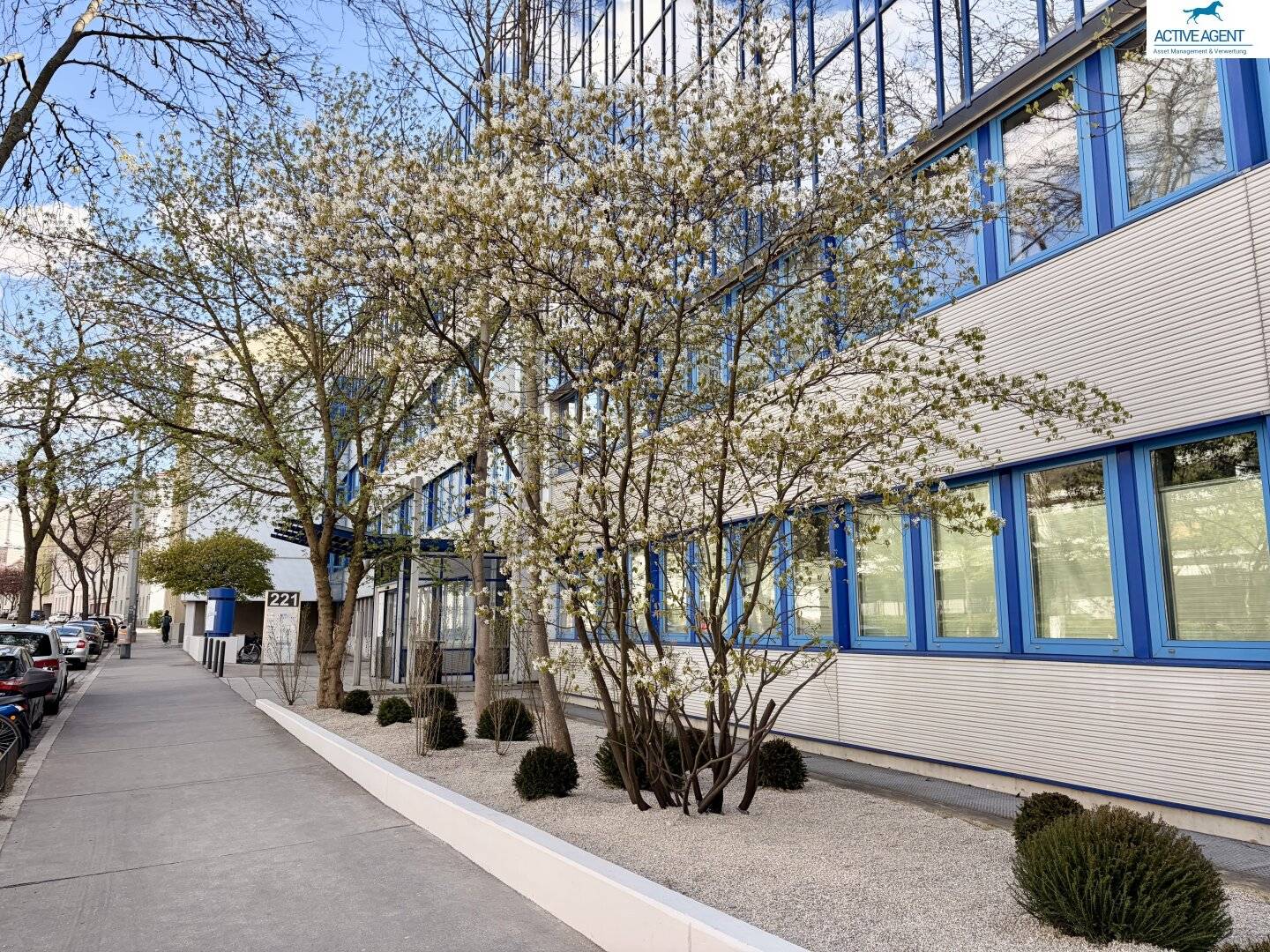Ground floor space for practice / office space in the Health Center Penzing for rent