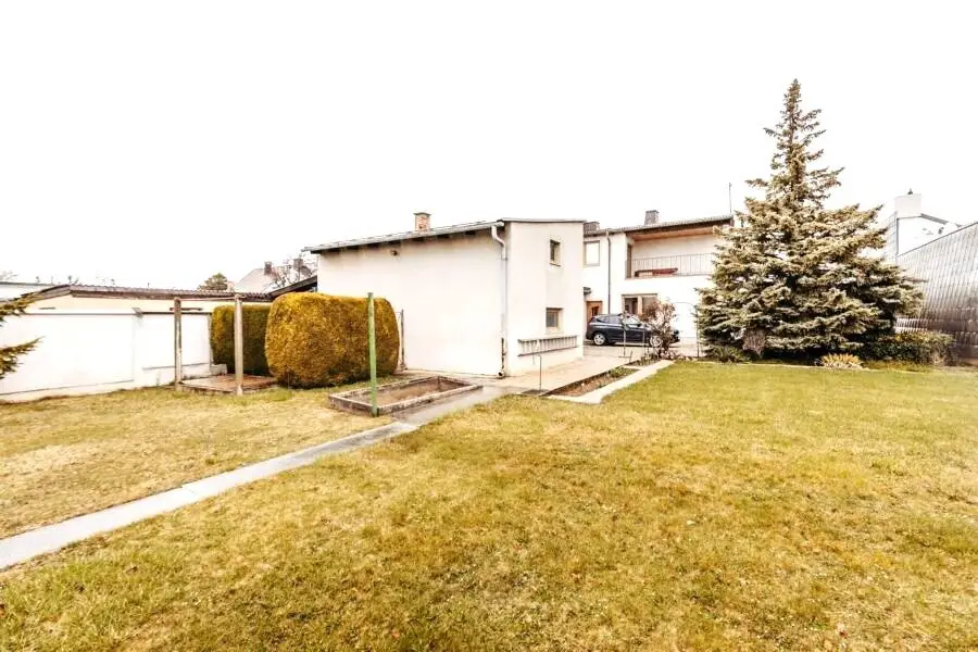 Let yourself be inspired by this centrally located jewel, here vacation is at home