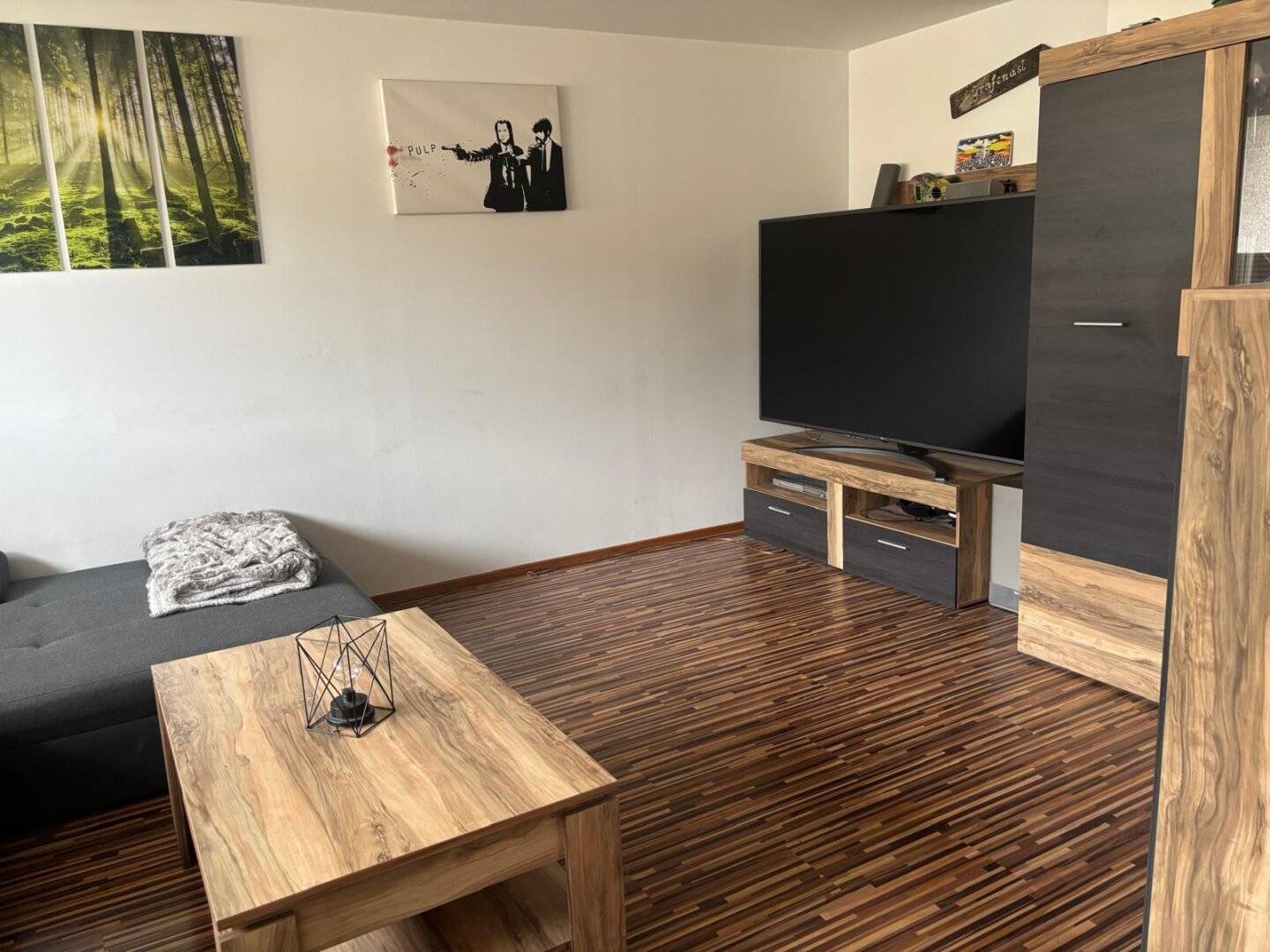 Schwaz: Schön renovierte 3-Zimmer-Wohnung samt eigener Garage