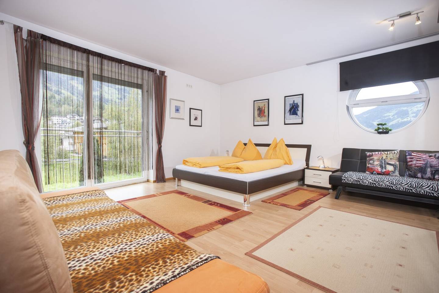 VERKAUFT!! *** PROVISIONSFREI FÜR KÄUFER*** Maisonettenwohnung in zentraler Lage