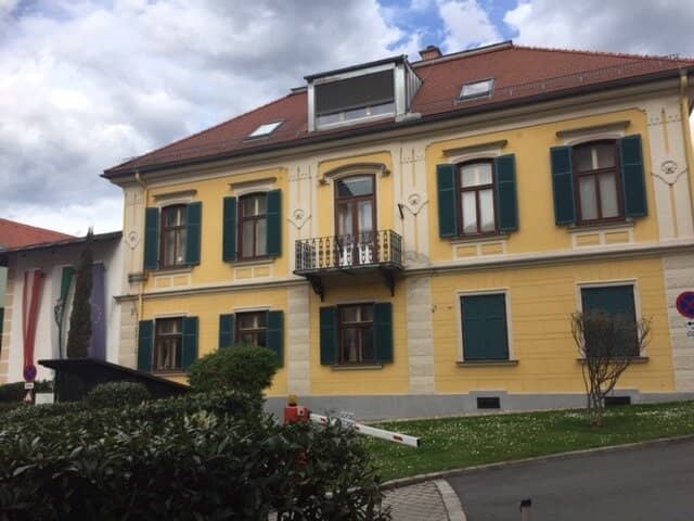 2-room apartment near TU and Music University