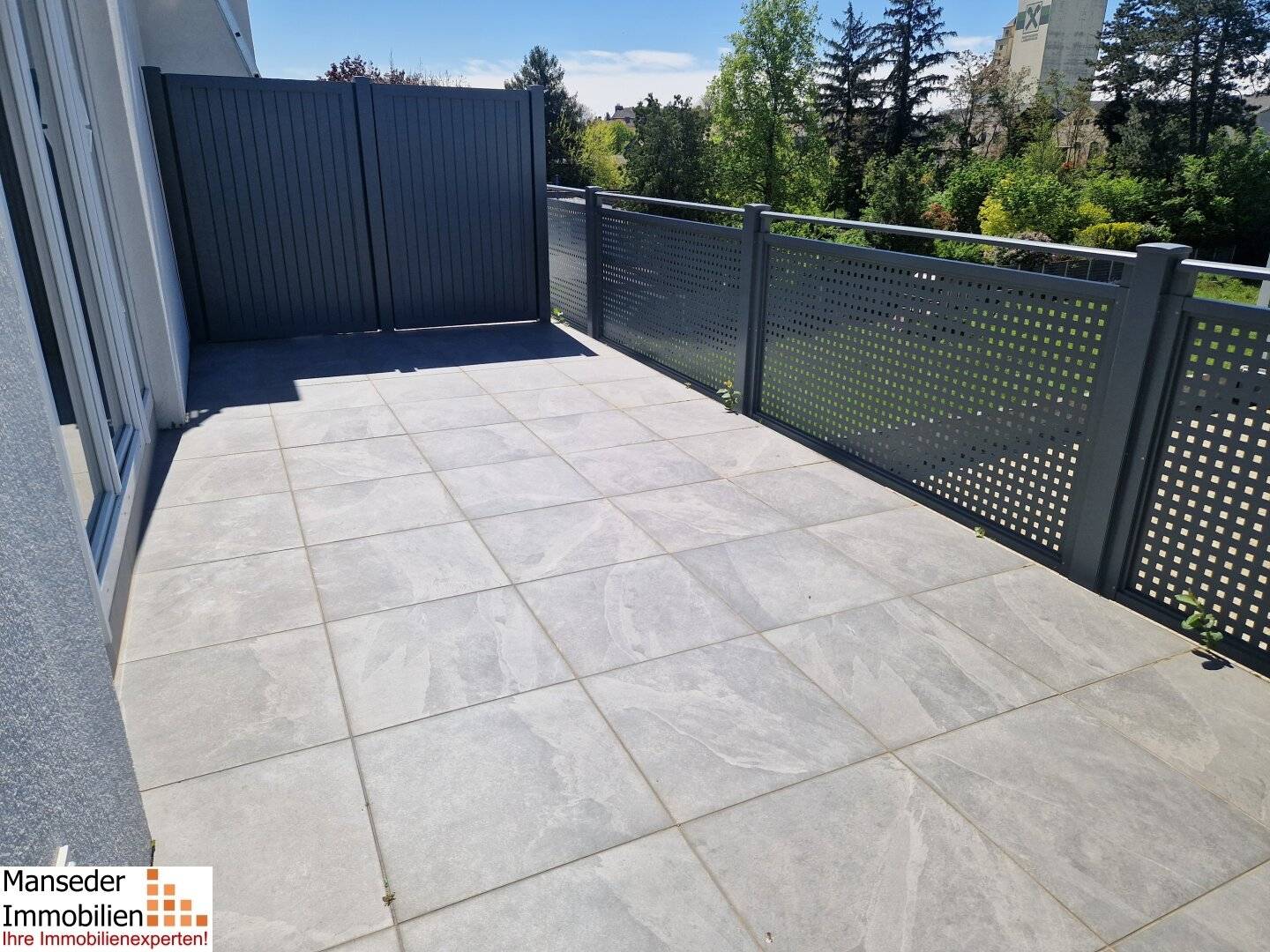 TOLLE NEUBAU-EIGENTUMSWOHNUNG! 76,61 m² + 18,98 m² Balkon!