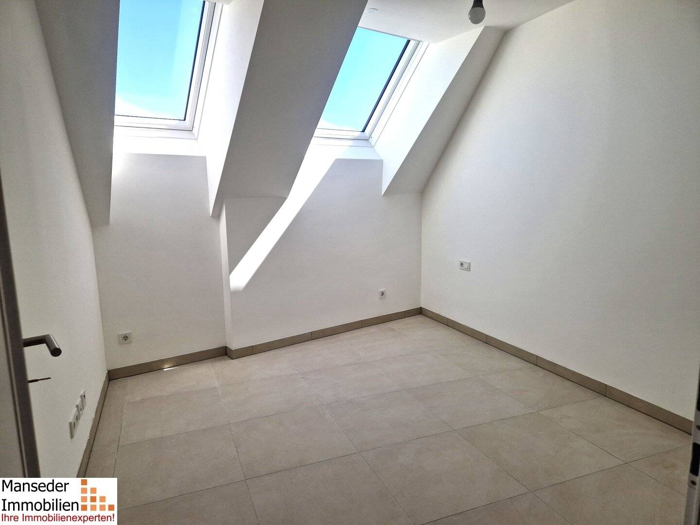 TOLLE NEUBAU-EIGENTUMSWOHNUNG! 76,61 m² + 18,98 m² Balkon!