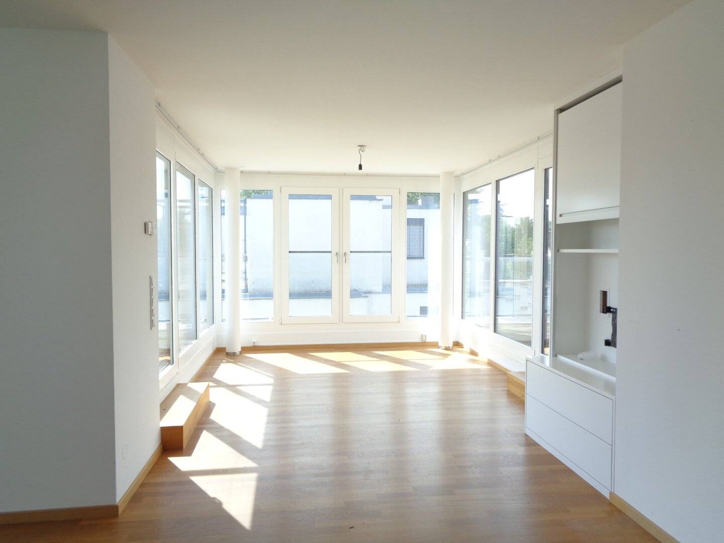 Exklusive Dachgeschoss-Maisonette in Döbling: 4 Terrassen, Weitblick, Ruhelage & Garagenplatz