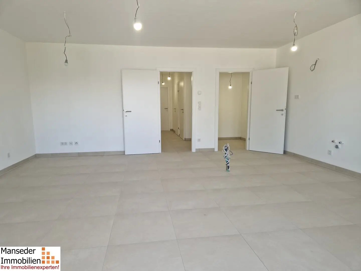 TOLLE NEUBAU-EIGENTUMSWOHNUNG! 58,47 m² + 12,27 m² Balkon!