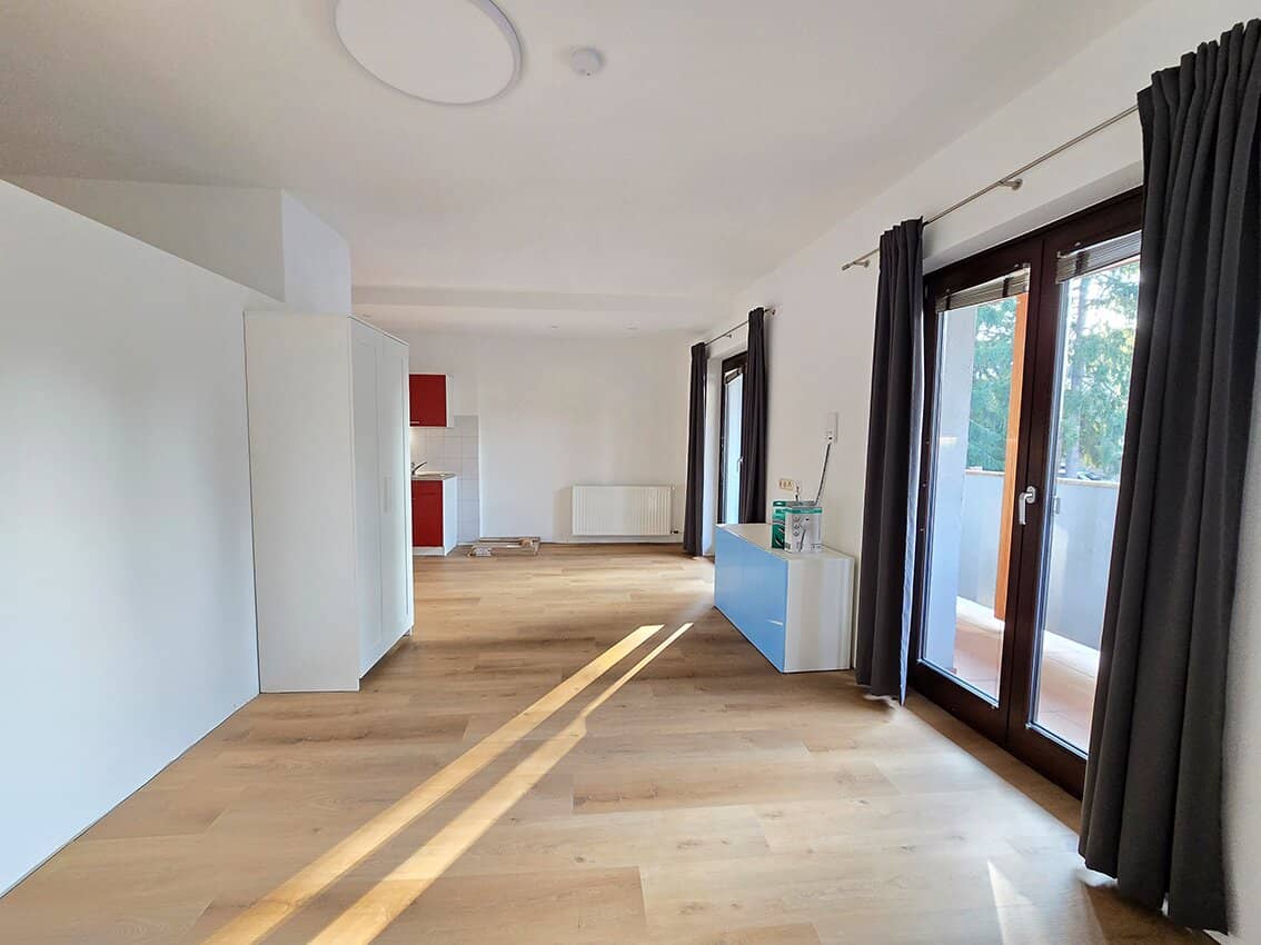 *** BALKON *** UNBEFRISTET *** GEMEINSCHAFTSGARTEN *** KFZ STELLPLATZ *** VR-RUNDGANG ***